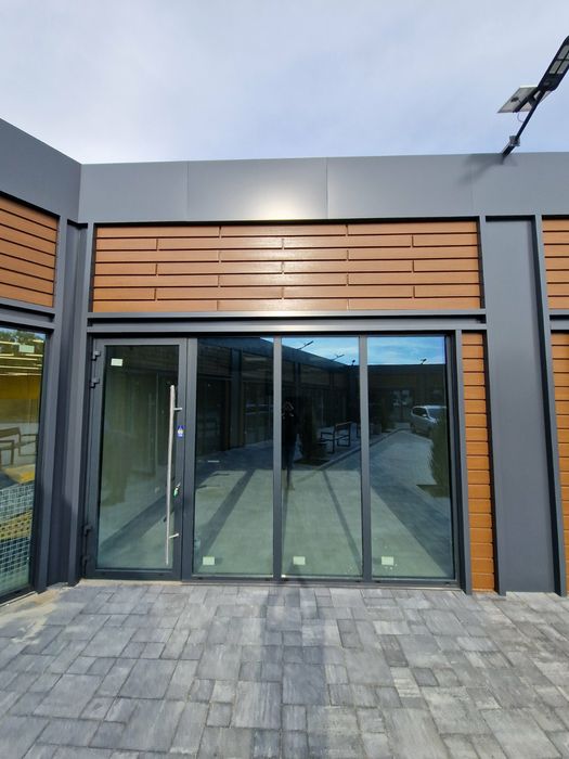 Продам приміщення біля АТБ!!