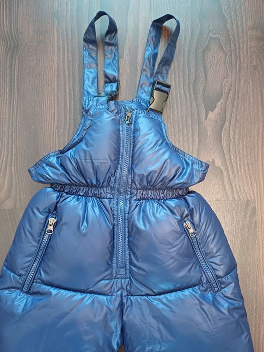 Зимний комбинезон для девочки