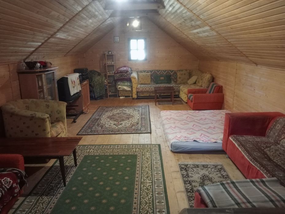 Оренда подобово заміський будинок зі зрубу баня