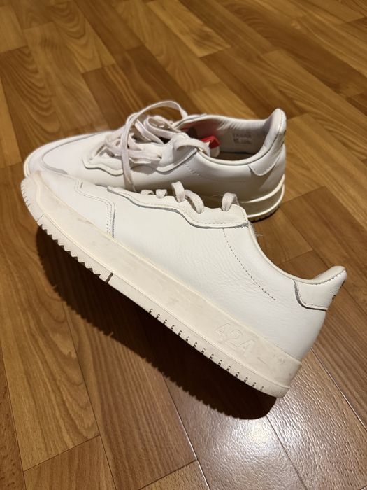 Кроссовки Adidas 424 SC Premiere Cloud White Scarlet