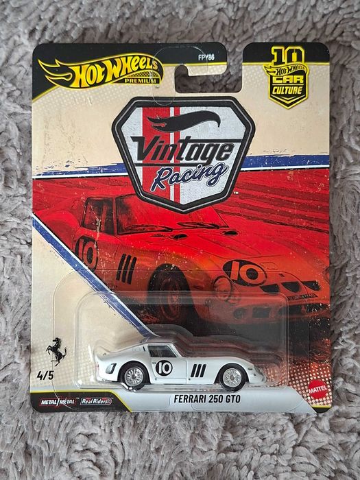 Hot Wheels Vintage Racing Ferrari 250 GTO