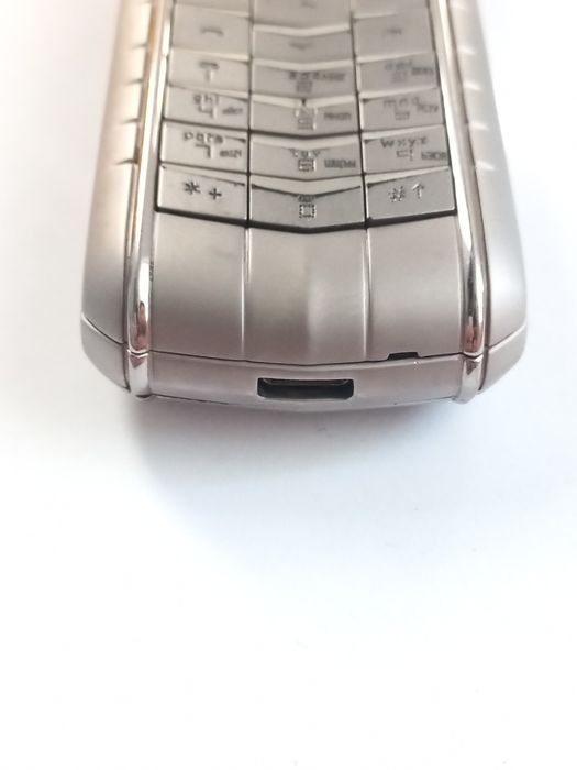 Телефон Vertu Ascent RHV-3 (Верту)