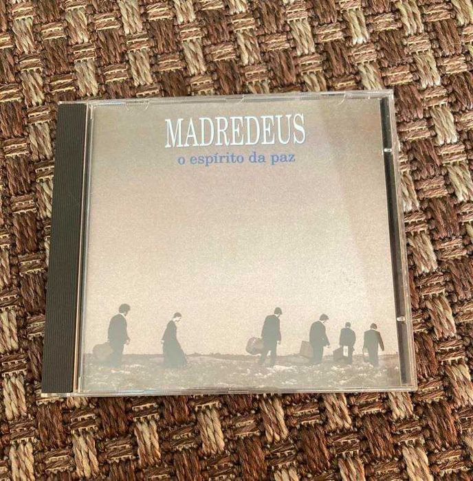 Lenny Kravitz - Madredeus - Seal - Sting - Ellie Goulding