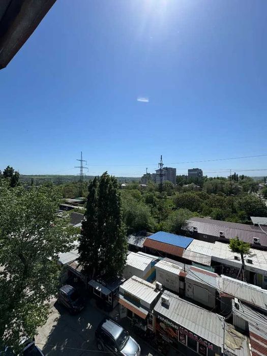 Продам 1-комнатную квартиру в самом центре Приднепровска. Улица Роторная, 21