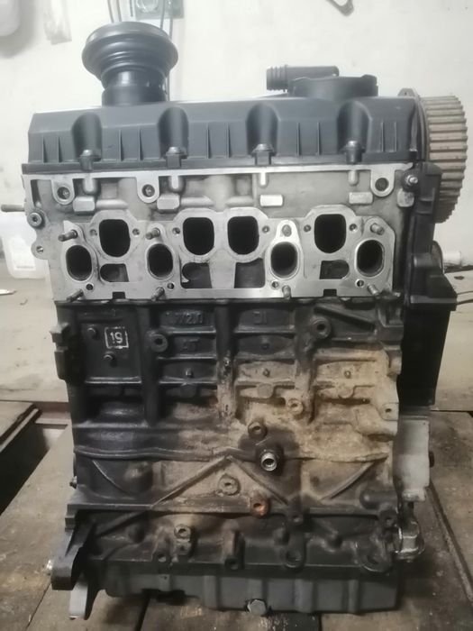 Продам двигун bxe 1,9tdi caddy oktavia 1,9 дизель
