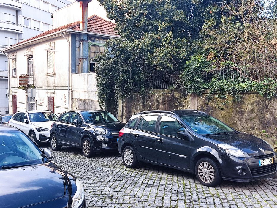 Prédio para reabilitação/Porto