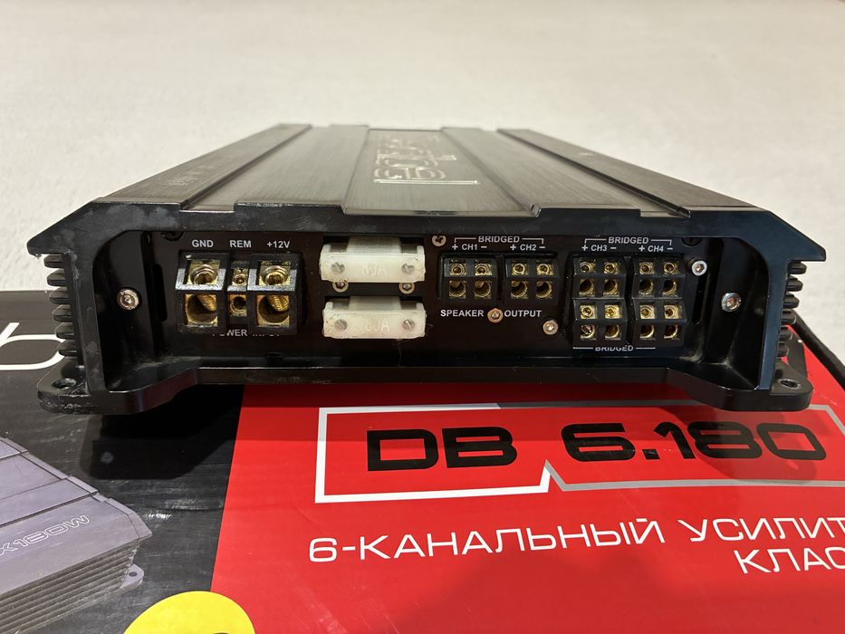 Ural 6.180 decibel шестиканальный усилитель