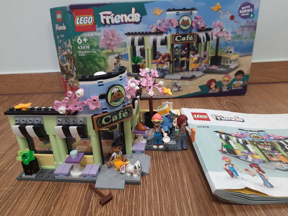 LEGO Friends 42618 Kawiarnia w Heartlake City