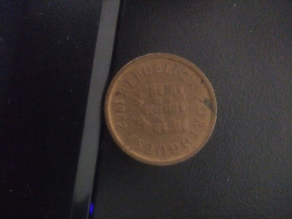 Moeda 1 escudo - 1982