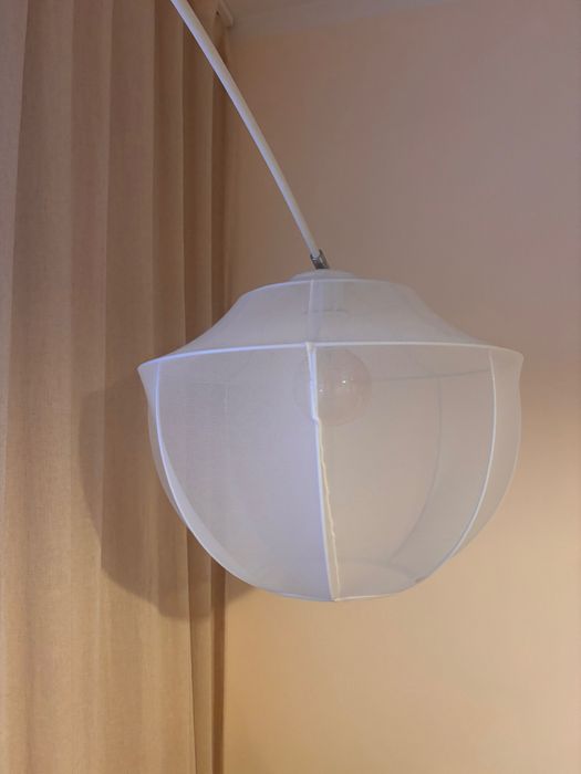 Designerska WESTWING lampa podłogowa z kloszem z siateczki BEAU