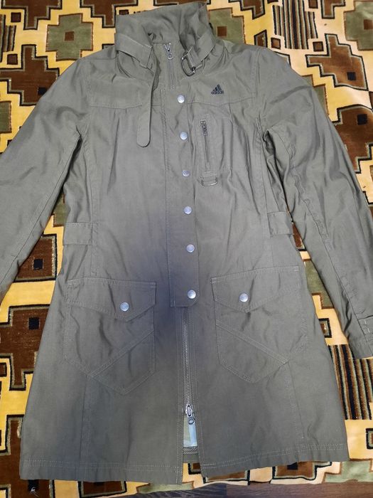 Плащ ветровка тренч adidas  фирменный