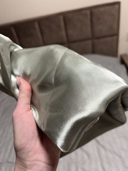 Шовкові наволочки