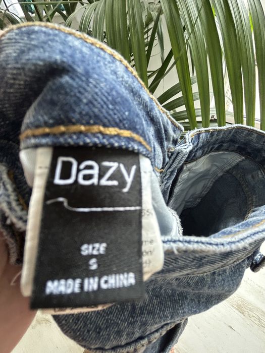 Piękne jeansy 3/4 Dazy r S 36 cudo mega oryginalny krój