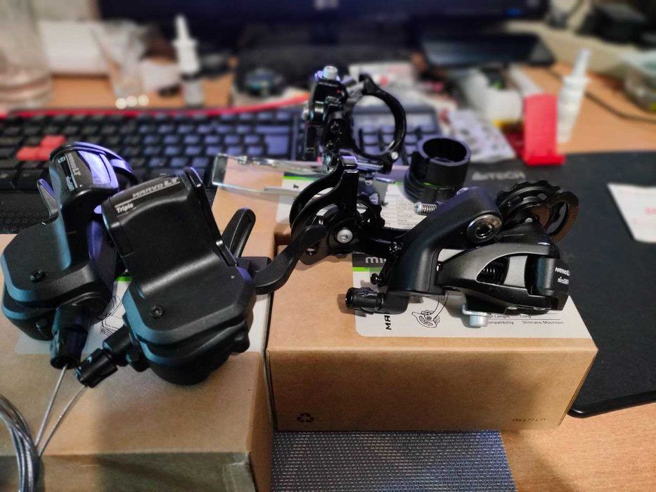 Переключатели. Манетки microSHIFT.Цепи