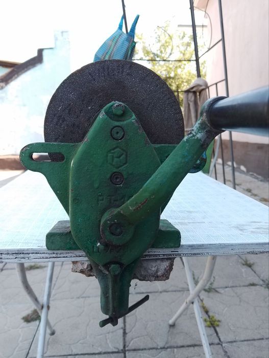 Продам ручную точилку СССР
