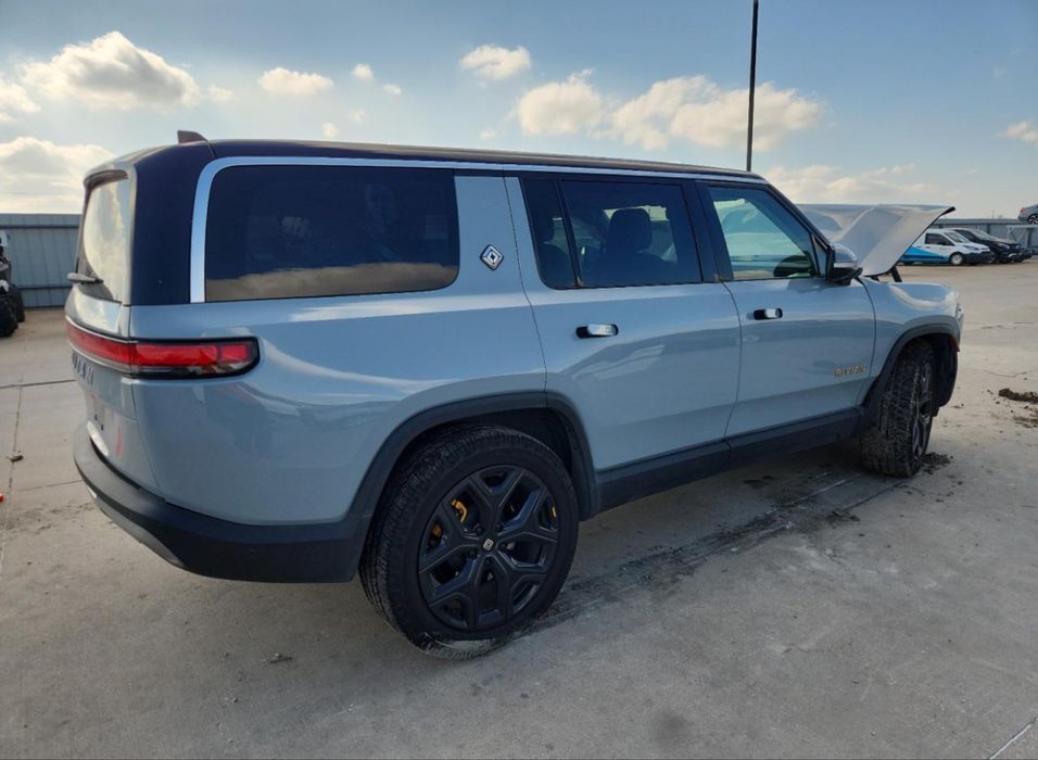 Rivian Шрот Розборка Розбірка  Rivian на запчастини