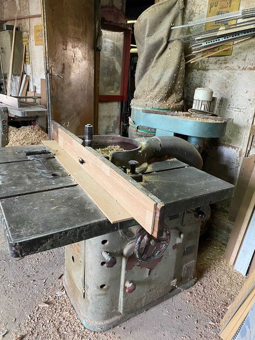 Odciąg wiórów do maszyn stolarskich