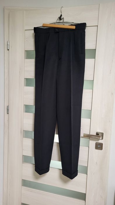 Spodnie do garnituru czarne 46