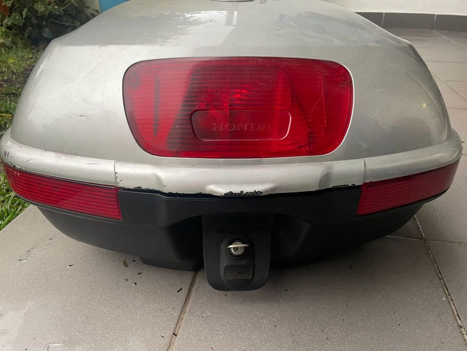 Top case original Honda mais base