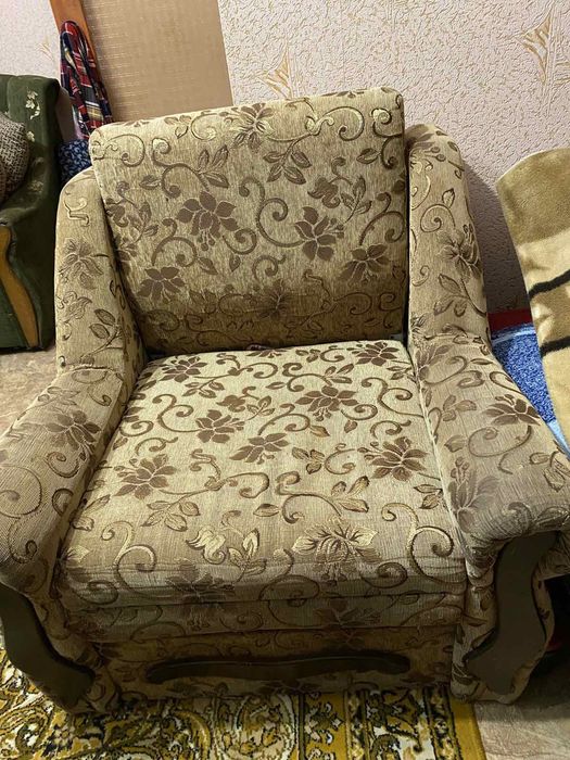 Продам розкладне крісло