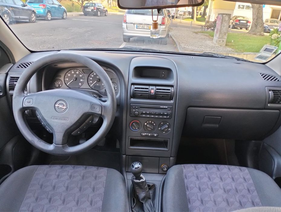 Opel Astra a gasolina