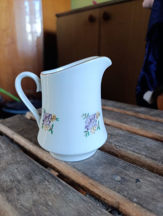 Mlecznik porcelana prl