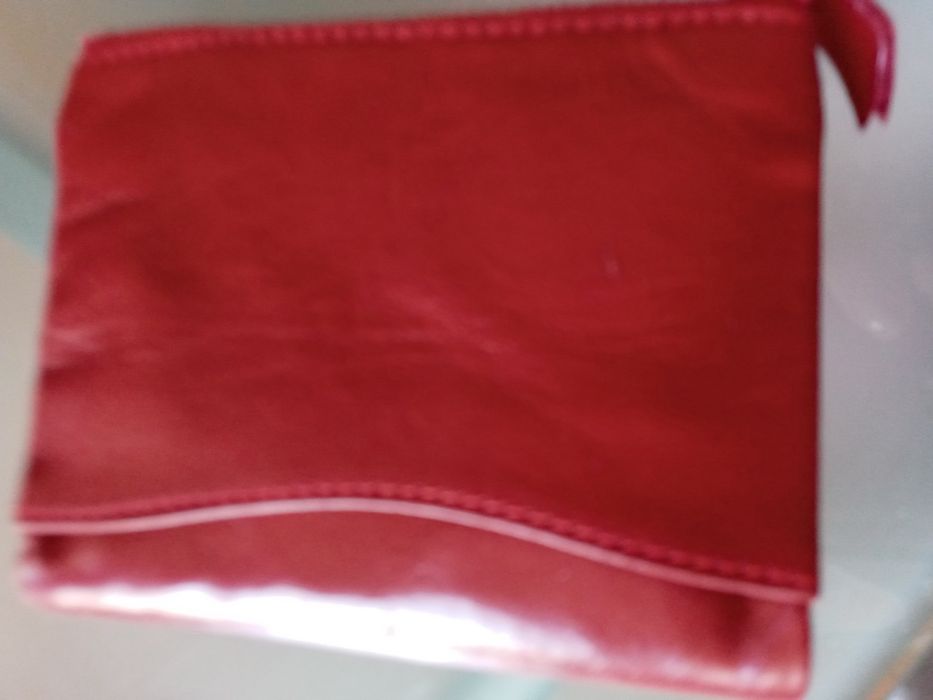 Portfel damski ze skóry.