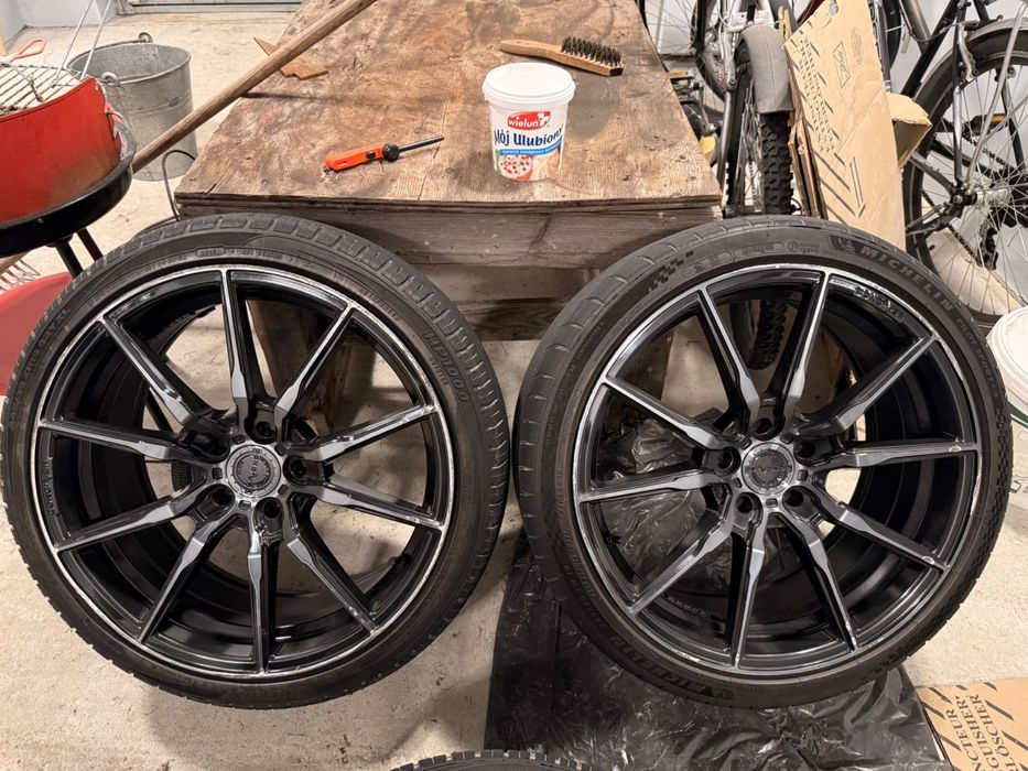 2 sztuki Concaver CVR4 Double Tinted Black 19" do regeneracji