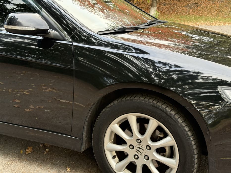 Honda Accord 2,4