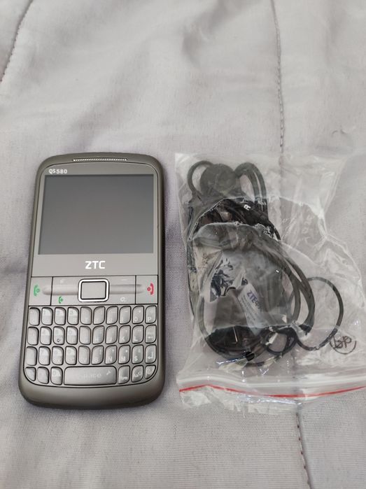 Telemóvel ZTC QS580