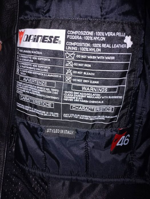 Casacos de mota Dainese em pele preta com proteções