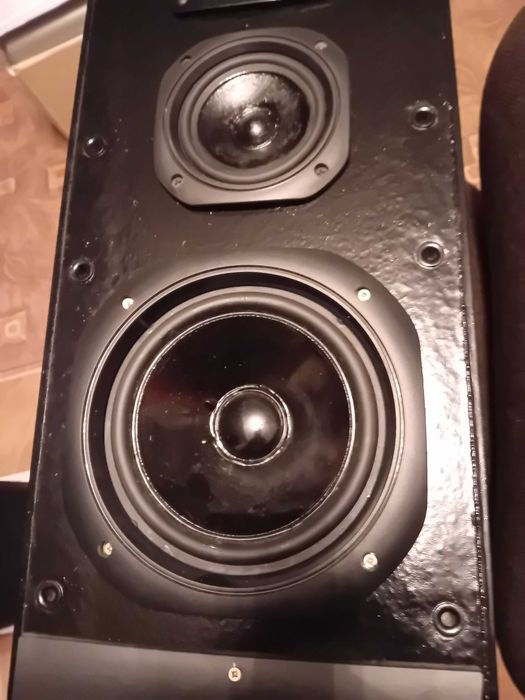 Kolumny Tonsil Samba 130 z maskownicami