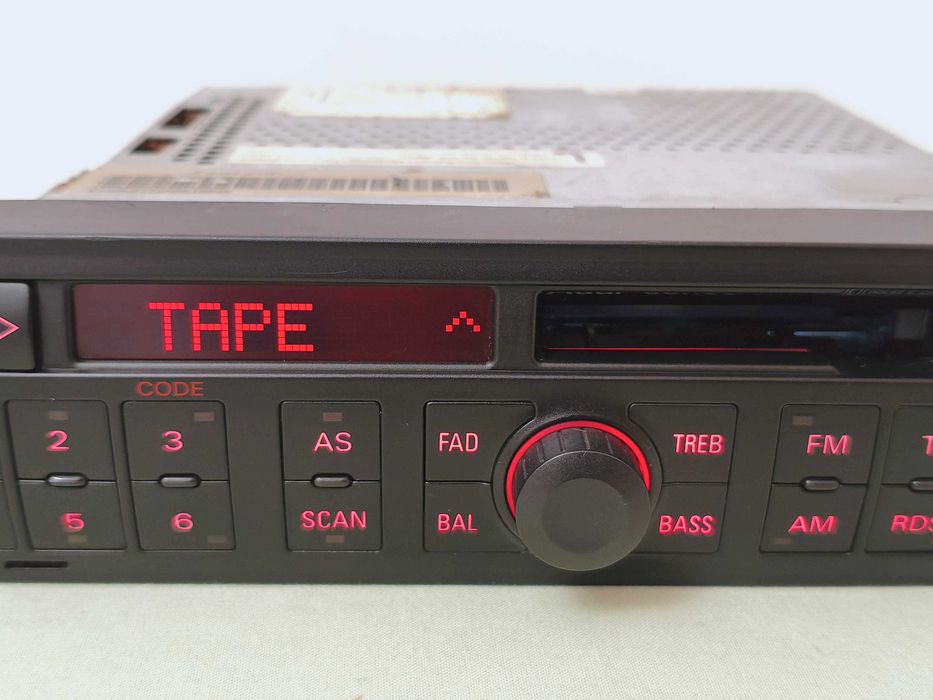 Radio Audi Concert PLUS A3 8L A2 A4 B5 A6 C5 A8 TT + KOD - Panel 22cm