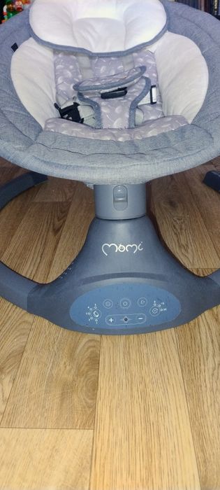 Заколисуючий центр, заколисуючий центр MoMi Kenani сірий