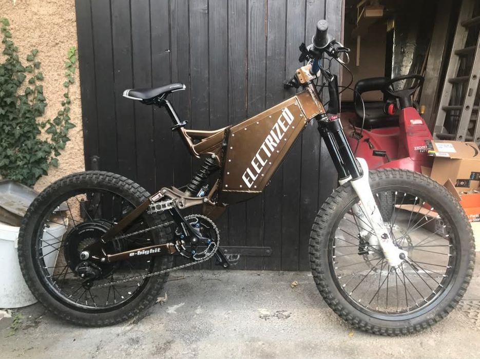 Продам раму Specialized big hit 3