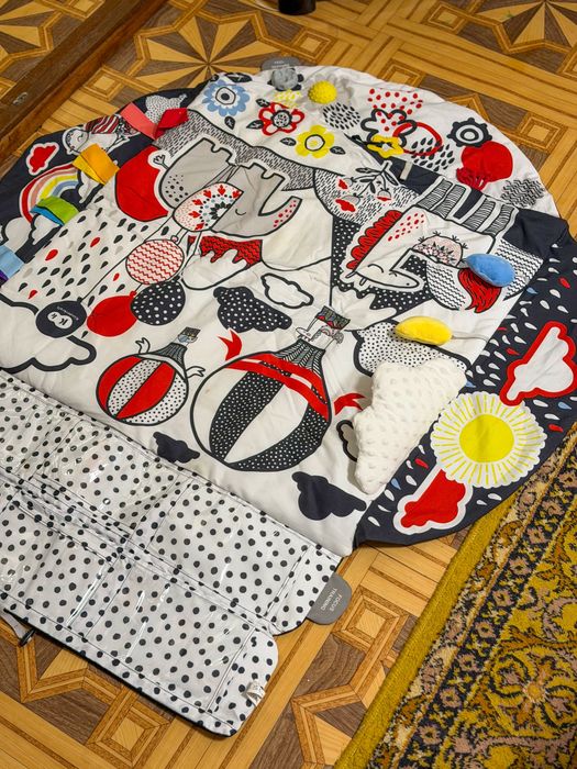 Продам дитячий коврик KinderKraft в гарному стані