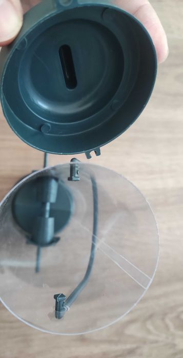 Karmnik dla ptaków plastik tuba