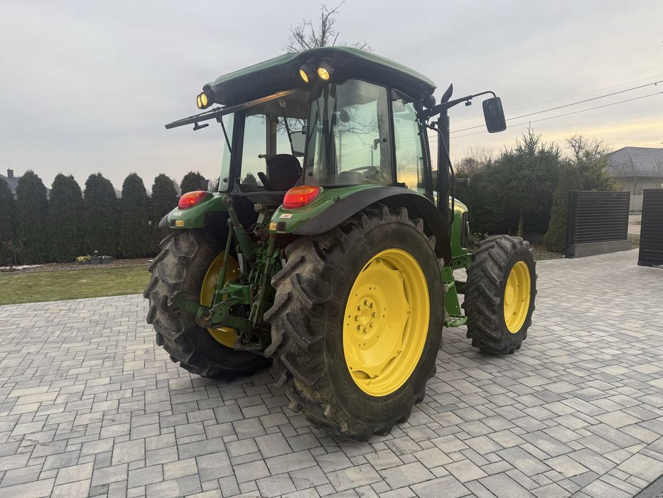 John Deere 5820 …