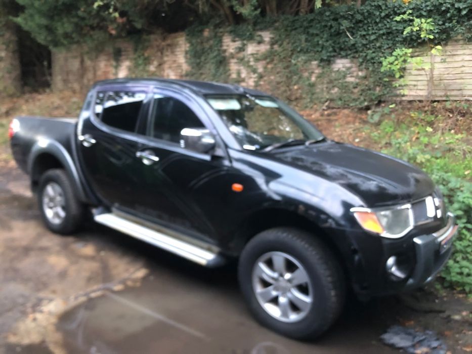Mitsubishi L 200 2006