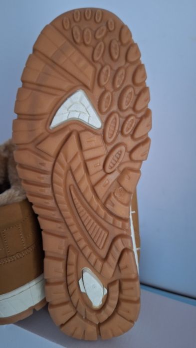 Buty nowe męskie zimowe ocieplane modne rozmiar 42 / wkładka 27 cm