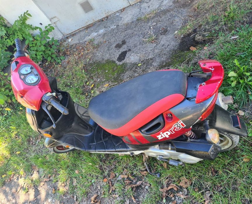 Скутер Viper zip r3I 50 їде 80км в гарному стані