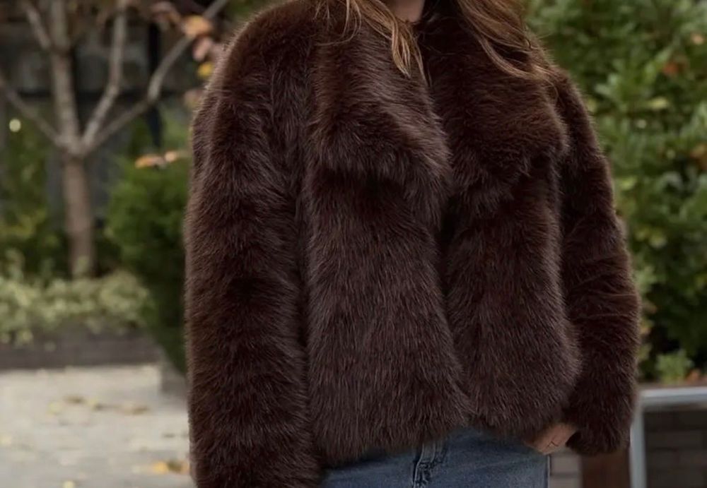 Шоколадна шубка жіноча