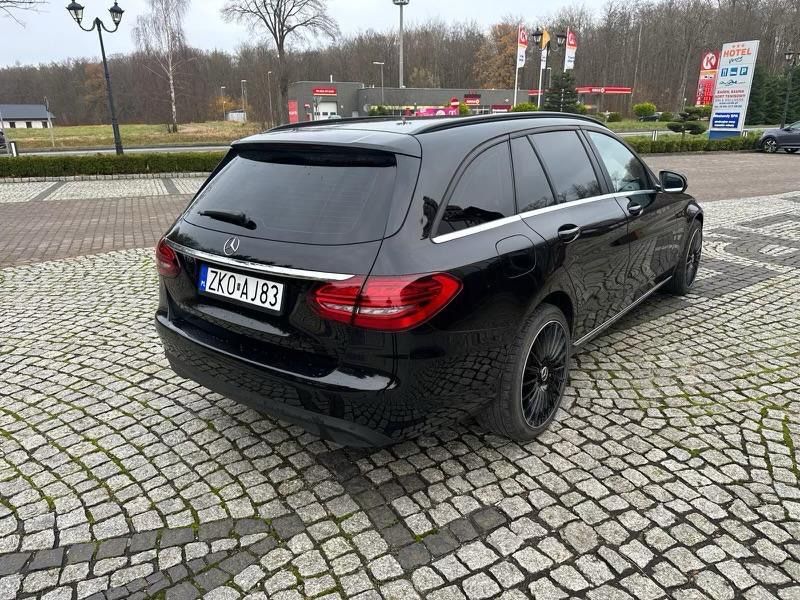 Merceds C-klasa kombi. Bogate wyposazenie.  Stan bardzo dobry