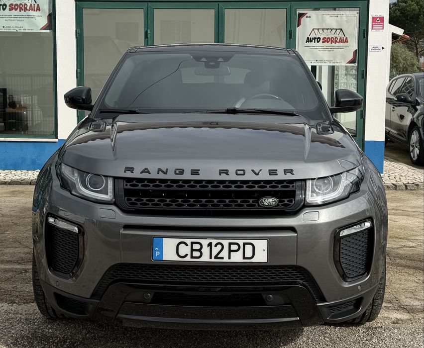 Land Rover Evoque Aut Skyview Edition.
