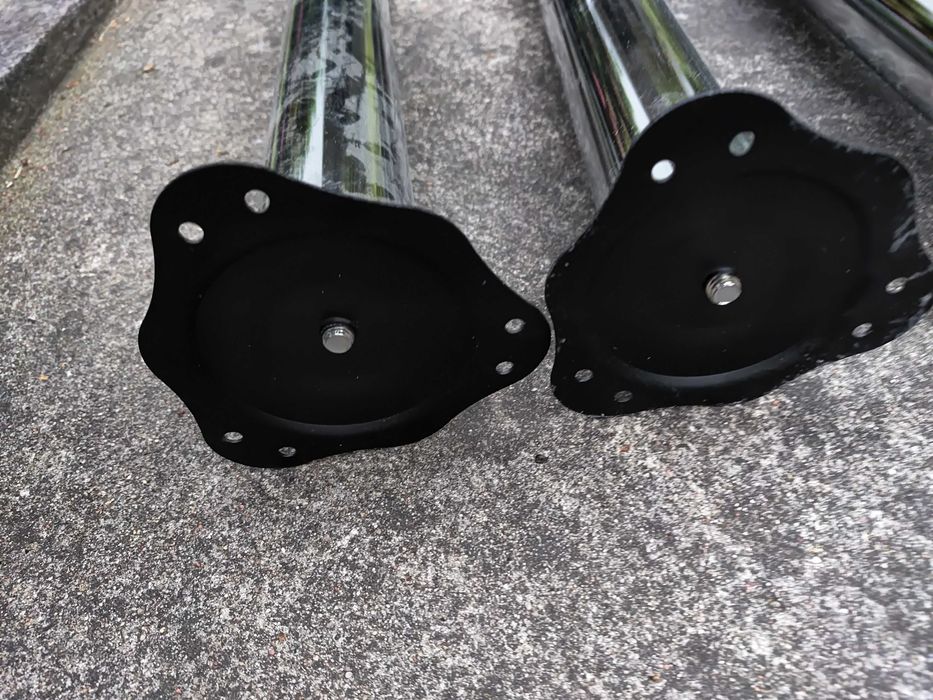 Zestaw czterech metalowych nóg meblowych do blatów mebli