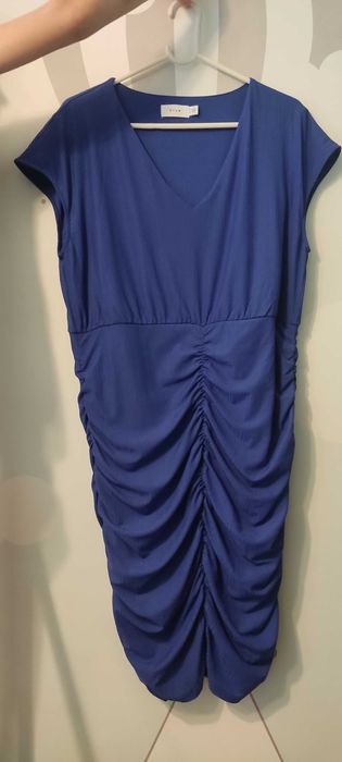 Sukienka Vila koktajlowa 42