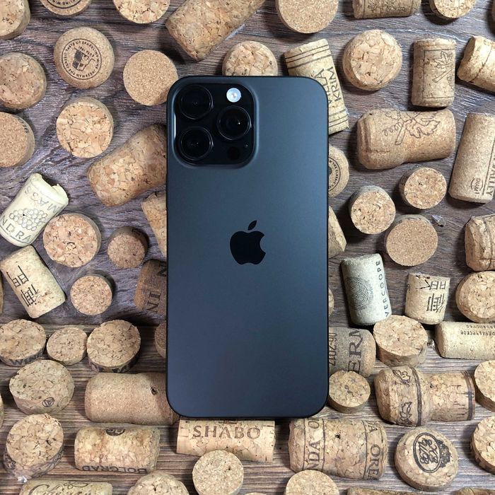 Apple iPhone 16 Pro Max 256Gb. Black Titanium. Фізична SIM, ідеальний стан!