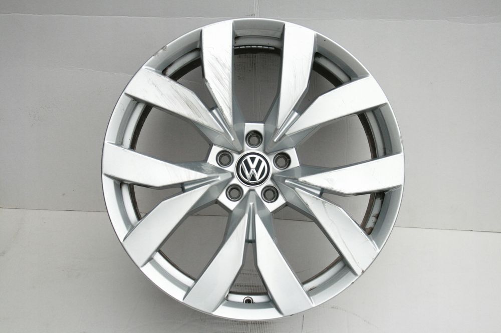 felga vw touareg iii montero 20 x 9 et33 oryginalna oe 760601025c prosta