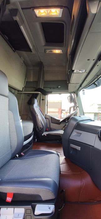 Renault T480 ano 2017