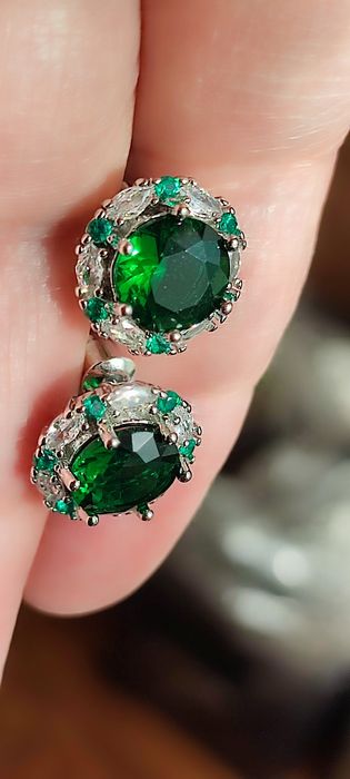 Kolczyki  "Szmaragdowe kwiatki"